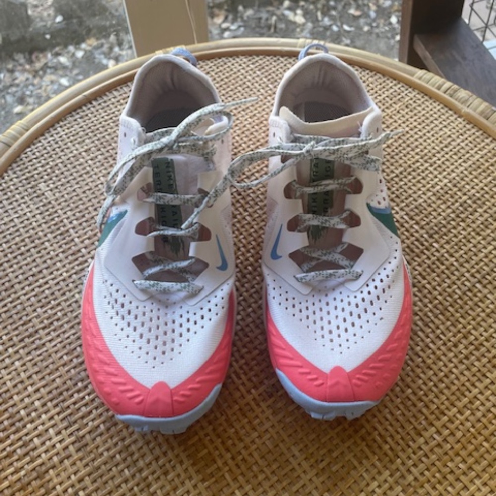 Nike Air Zoom Terra Kiger 7 Hiking Shoes Soft Pink CW6066-600 Women’s Size 6